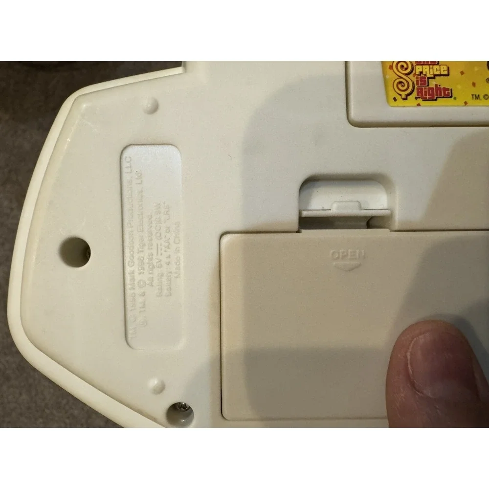 The Price Is Right Handheld Console Game Tiger Tested Cartridge‎ and Manual 1998